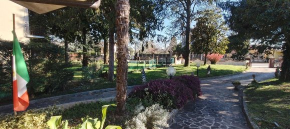 Вилла с 7 комнатами в Удине, Италия № 228544 6