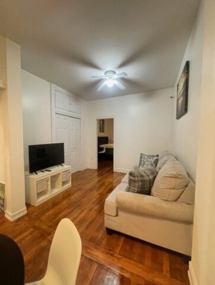 8 غرف نوم منزل في Brooklyn, USA رقم 285603