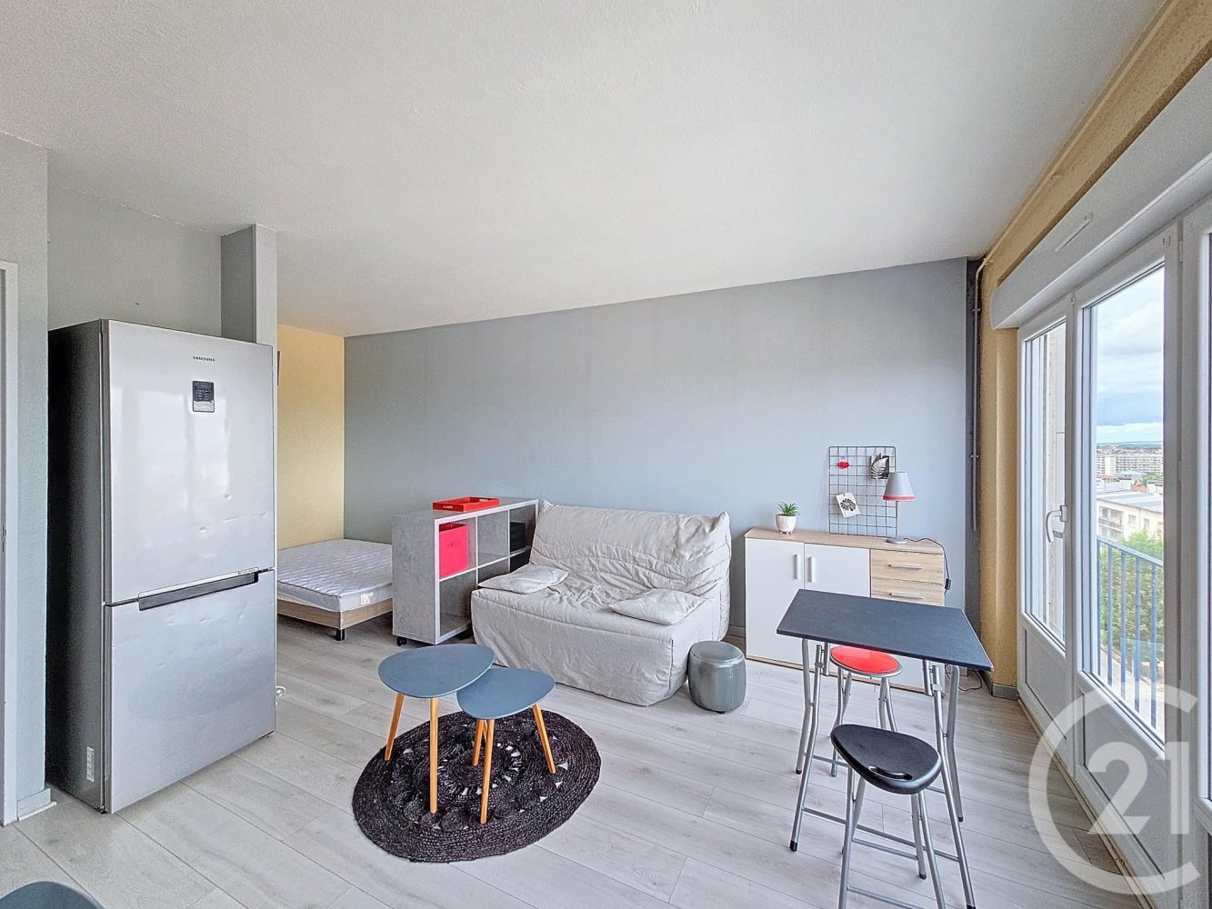 Studio in Troyes, France No. 160254