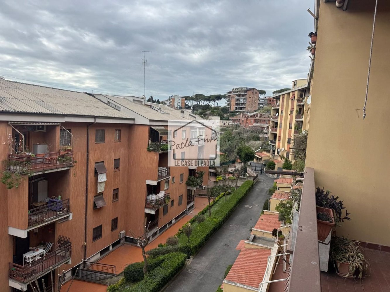3 rooms Apartment in Rome, Italy No. 60557