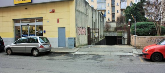 Гараж с 1 комнатой в Турин, Италия № 220125 2