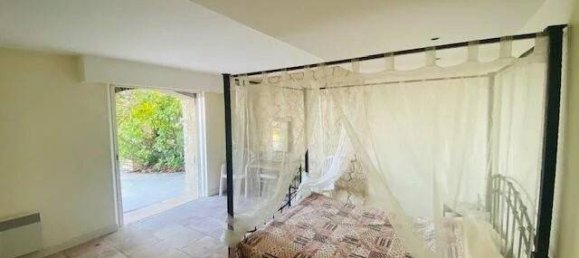 4 bedrooms Villa in Vallauris, France No. 195130 12