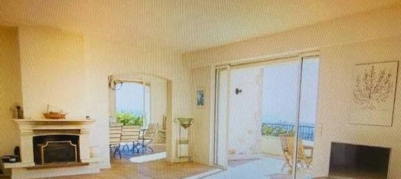 4 bedrooms Villa in Vallauris, France No. 195130 14