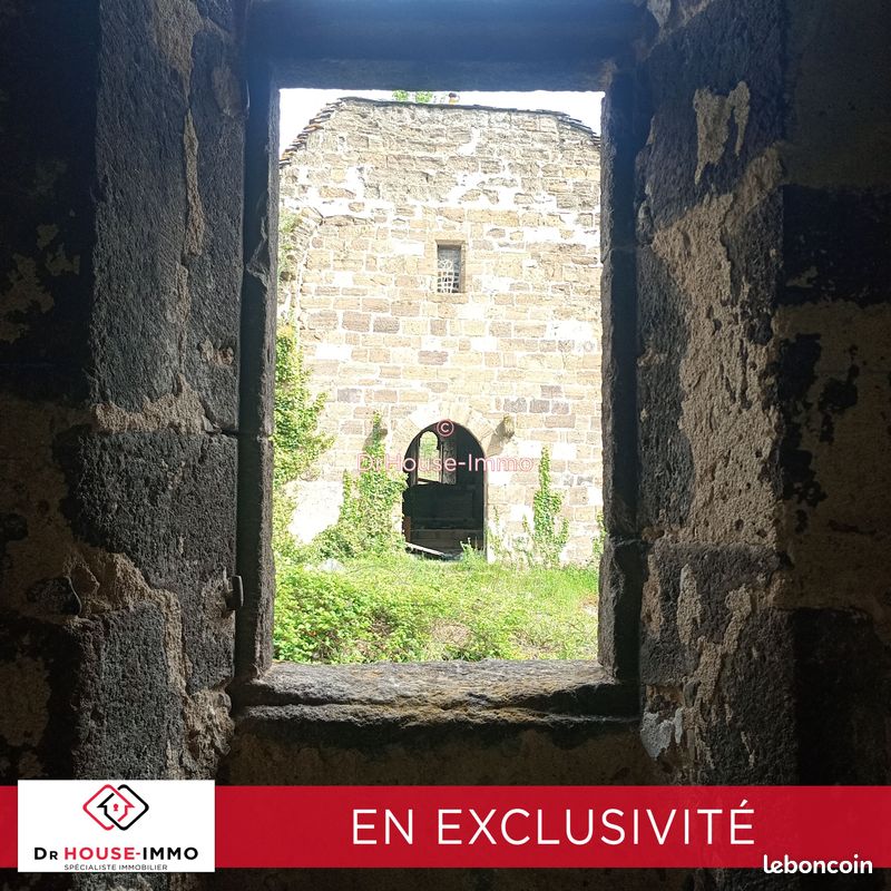 10 rooms Apartment in Cussac-sur-Loire, France No. 289812