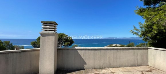 4 bedrooms House in Salou, Spain No. 186632 3