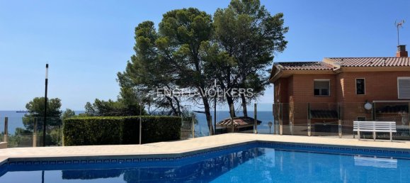 4 bedrooms House in Salou, Spain No. 186632 10