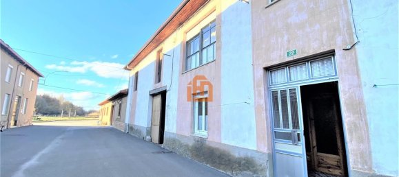 Casa de 6 dormitorios en León, Spain No. 29001 2