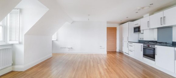 1 bedroom Apartment in Epsom, United Kingdom No. 9740 12