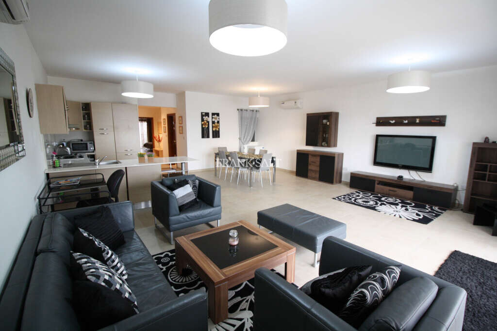 2 bedrooms Apartment in Sliema, Malta No. 3881