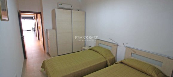 2 bedrooms Apartment in Sliema, Malta No. 3881 11