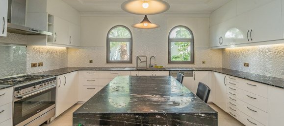 Villa de 4 dormitorios en Palm Jumeirah, UAE No. 4291 7