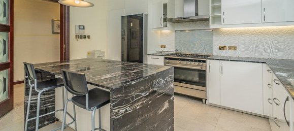 Villa de 4 dormitorios en Palm Jumeirah, UAE No. 4291 9