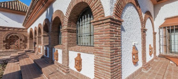 4 bedrooms Villa in Marbella, Spain No. 52958 7