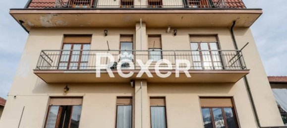 3 bedrooms Apartment in Nichelino, Italy No. 376241 4