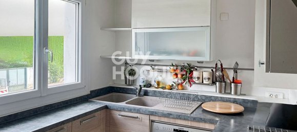 Casa de 3 dormitorios en Franconville, France No. 178713 4