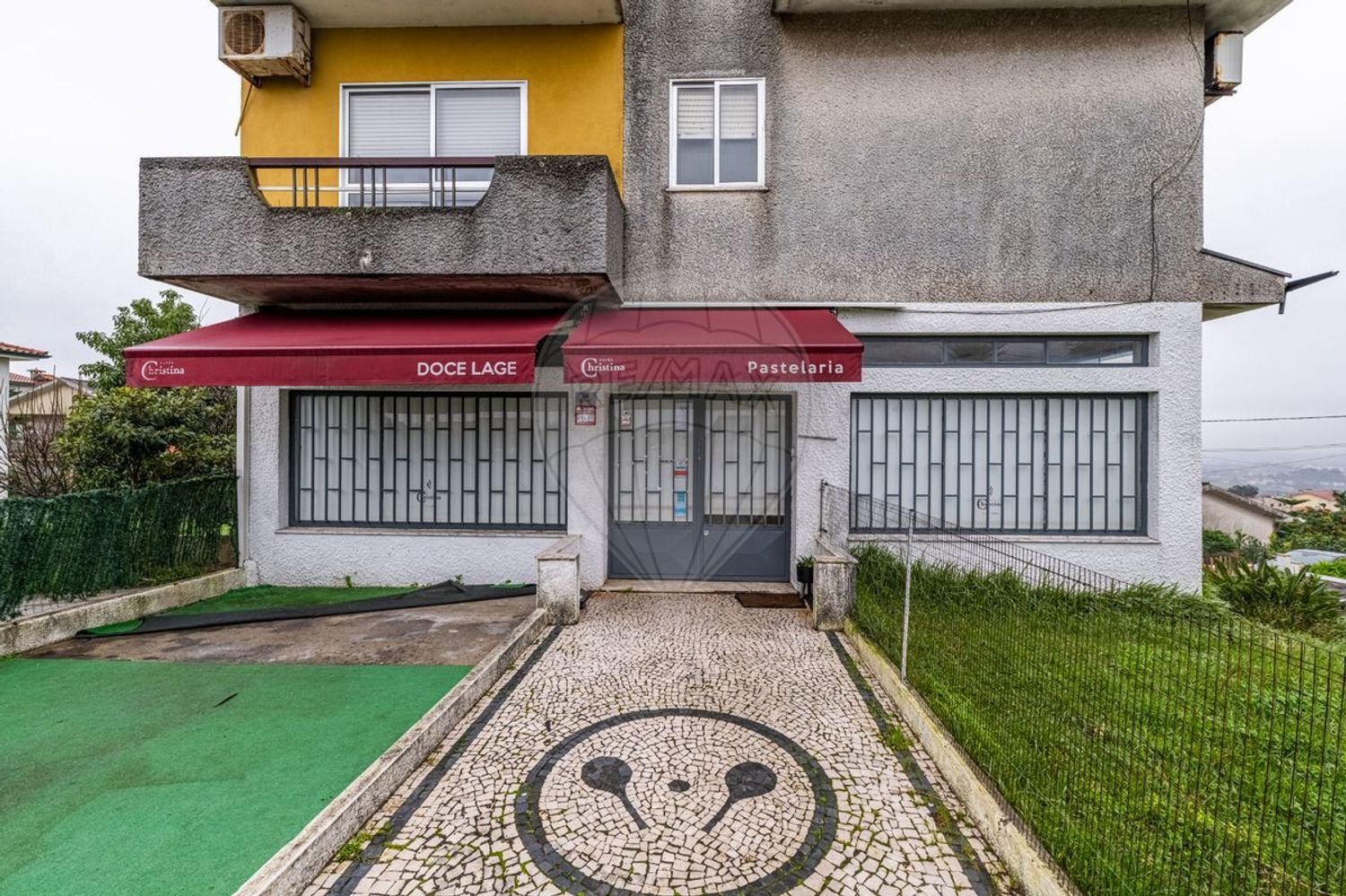 139m² Commercial property in Vila Nova de Famalicao, Portugal No. 28677