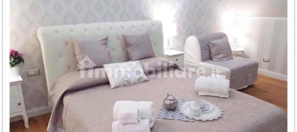 3 bedrooms Apartment in Rome, Italy No. 276822 2