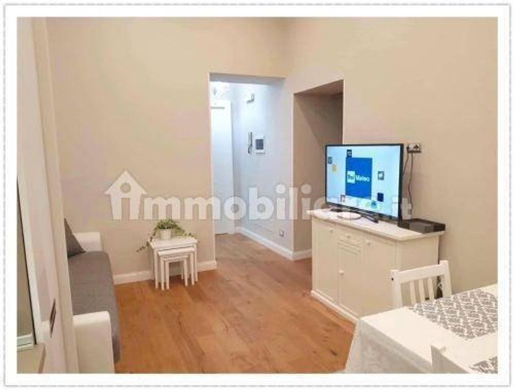 3 bedrooms Apartment in Rome, Italy No. 276822
