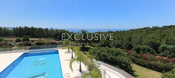 5 bedrooms Villa in Portimao, Portugal No. 7637 8