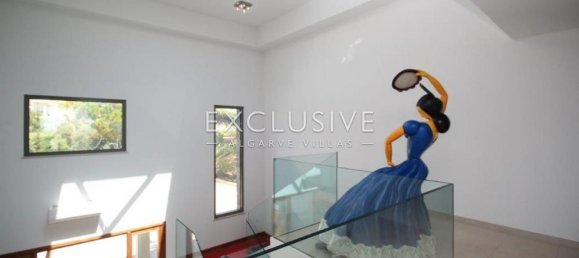 5 bedrooms Villa in Portimao, Portugal No. 7637 6