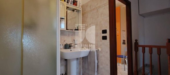 Edifício de 5 divisões em Caravaggio, Italy N.º 272724 11