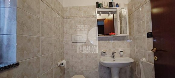 Edifício de 5 divisões em Caravaggio, Italy N.º 272724 10