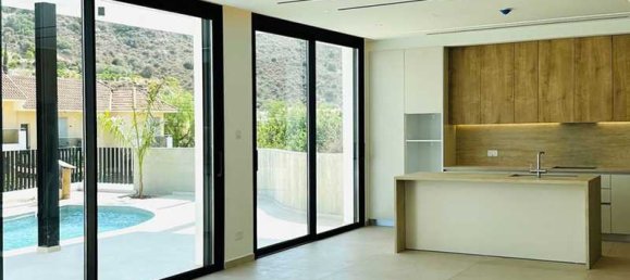 3 غرف نوم فيلا في Germasogeia, Cyprus رقم 15889 7