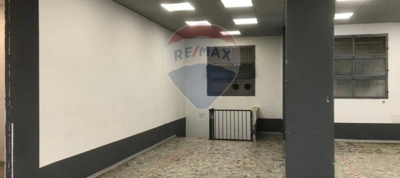 3-salle Propriété commerciale à Rome, Italy No. 55751 8