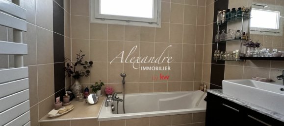 3 Schlafzimmer Wohnung in Saint-Ismier, France, Nr. 189778 17