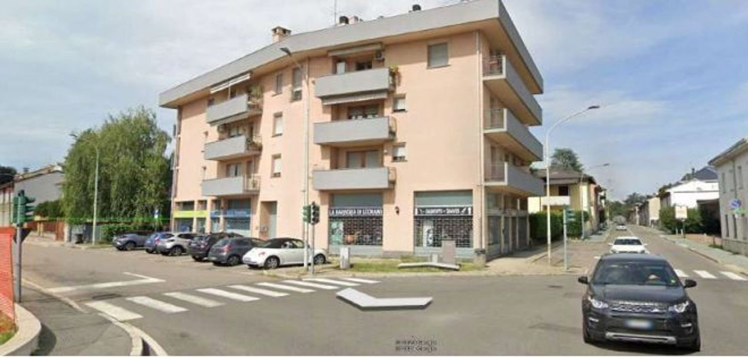 3غرفة شقة في Legnano, Italy رقم 226834