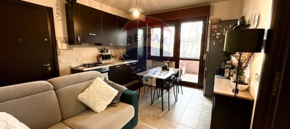 2 rooms Apartment in Parma, Italy No. 58523 7