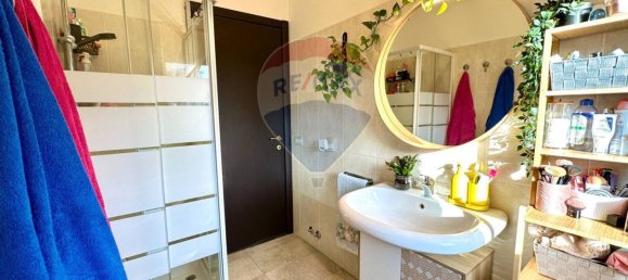 2 rooms Apartment in Parma, Italy No. 58523 12