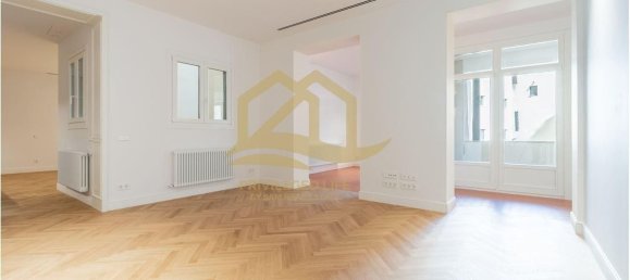 2 bedrooms Apartment in Ciutat Vella, Spain No. 34002 31