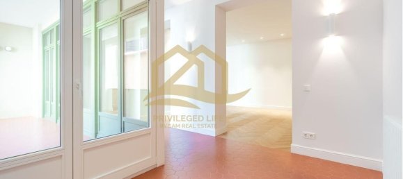 2 bedrooms Apartment in Ciutat Vella, Spain No. 34002 35