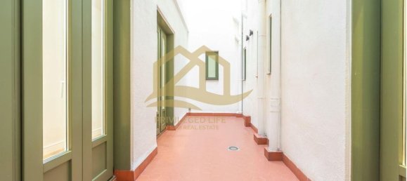 2 bedrooms Apartment in Ciutat Vella, Spain No. 34002 14