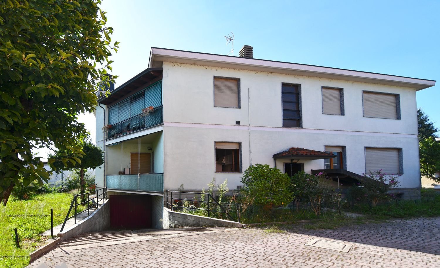 5 chambres Appartement à Abbiategrasso, Italy No. 366446