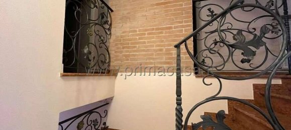 2 bedrooms House in Novellara, Italy No. 374288 10