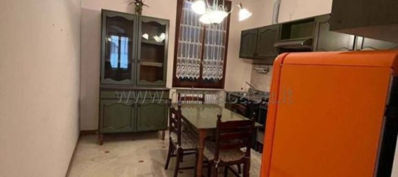 2 bedrooms House in Novellara, Italy No. 374288 4