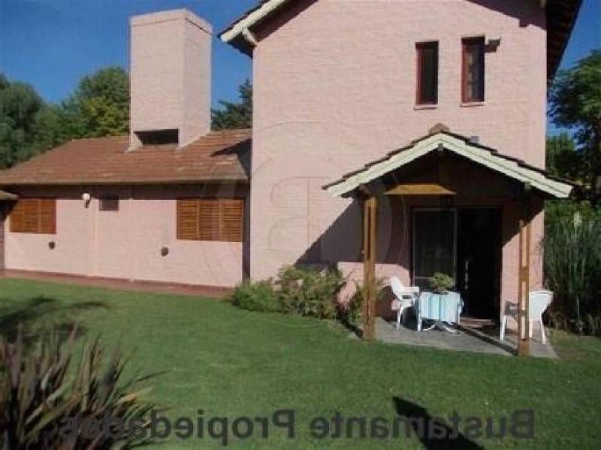 3 bedrooms House in Pilar, Argentina No. 103491