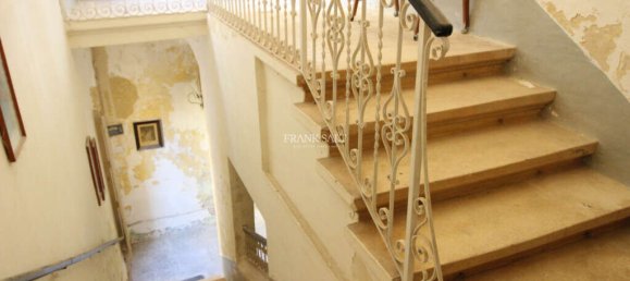 3 bedrooms Farm in Lija, Malta No. 199 19