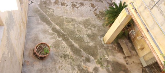 3 bedrooms Farm in Lija, Malta No. 199 14