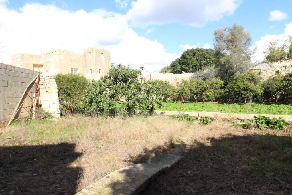 3 bedrooms Farm in Lija, Malta No. 199