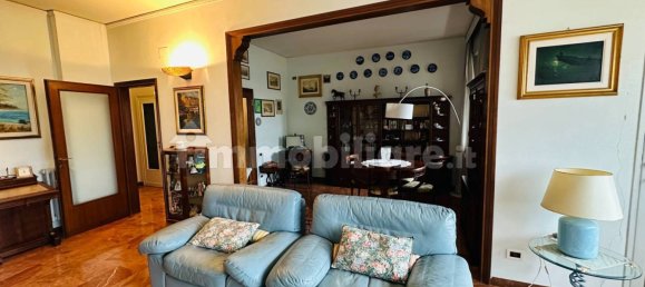 3 bedrooms Apartment in Florence, Italy No. 375711 8