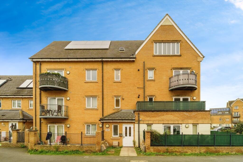 2 bedrooms Apartment in Hayes, United Kingdom No. 13515