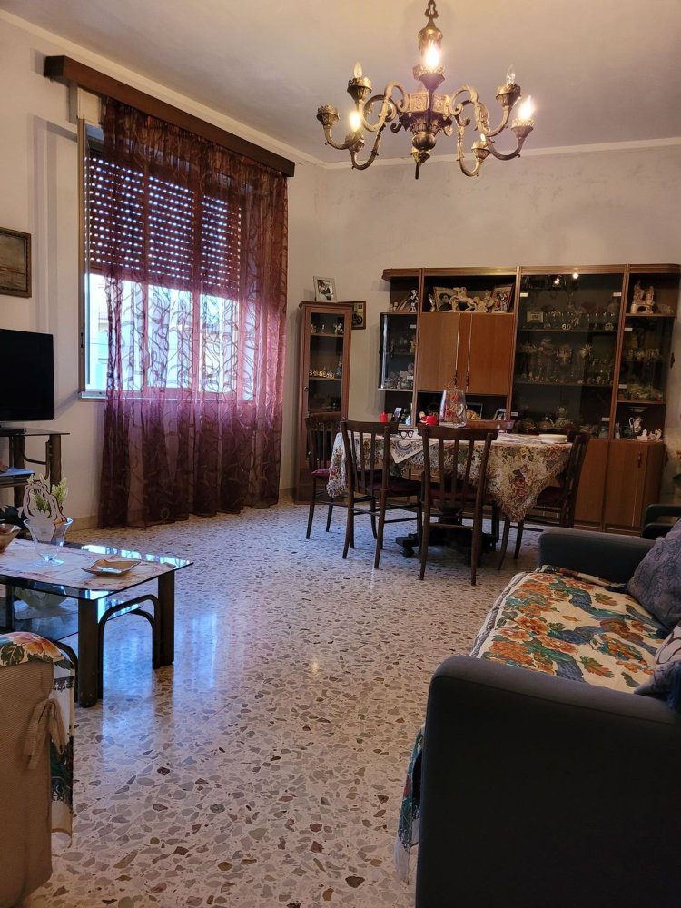 4 rooms House in Mazara del Vallo, Italy No. 182851