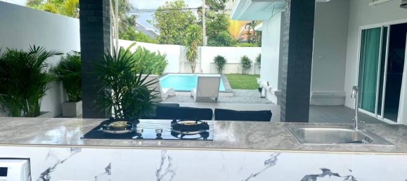 4 bedrooms Cafe / restaurant in Pattaya, Thailand No. 20389 12