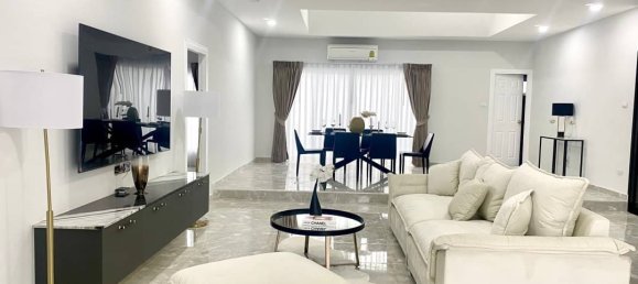 4 bedrooms Cafe / restaurant in Pattaya, Thailand No. 20389 6