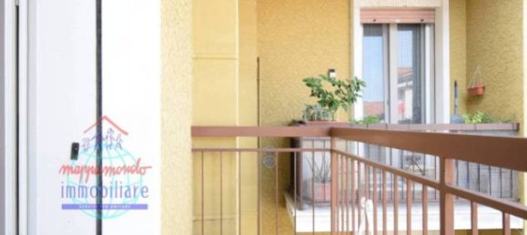 2 bedrooms Apartment in Cento, Italy No. 302097 10