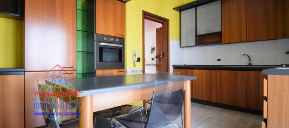 2 bedrooms Apartment in Cento, Italy No. 302097 8