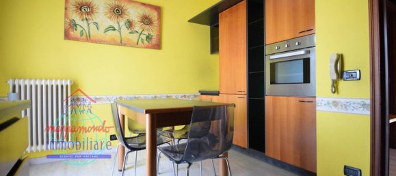 2 bedrooms Apartment in Cento, Italy No. 302097 7